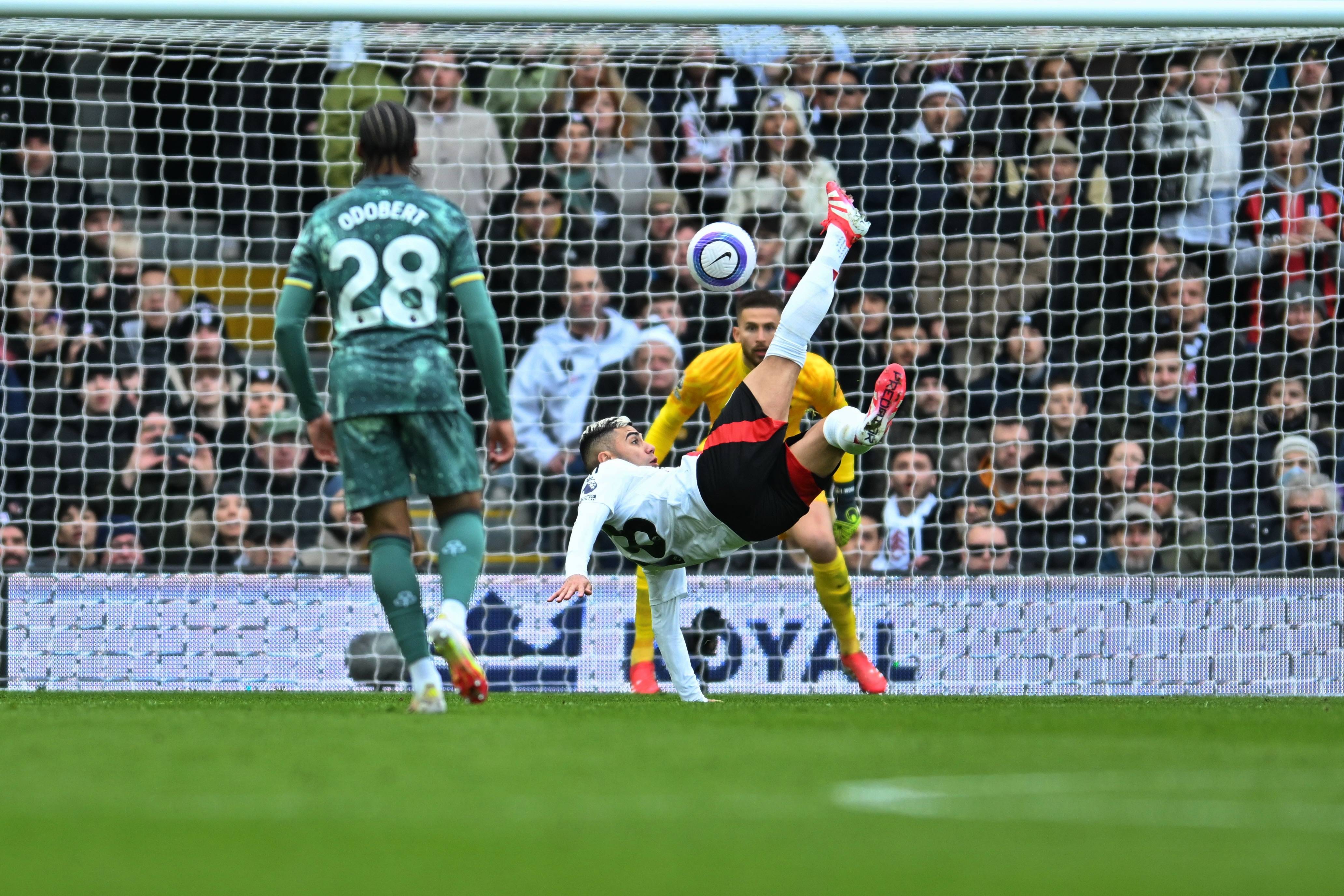 熊猫体育app-关于热刺主场逼平沃特福德，阿斯顿维拉主场战胜热刺的信息