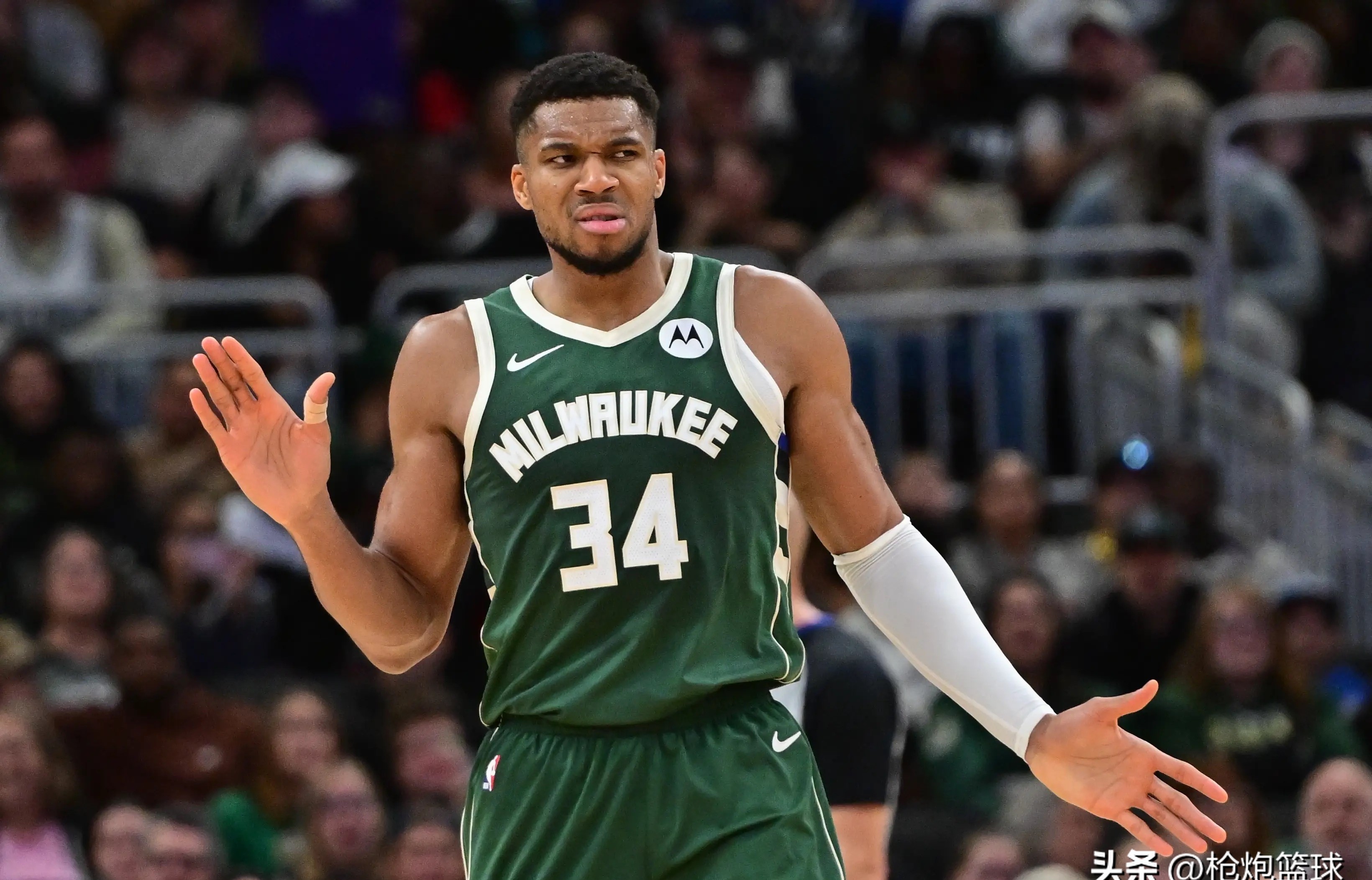 熊猫直播平台-雄鹿大胜湖人，字母哥高效砍下35分的简单介绍