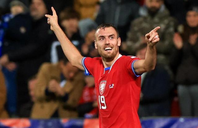 比利时对阵斯洛文尼亚，晋级之路指向何处？的简单介绍