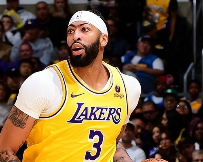 爵士力克墨西哥男篮,浓眉爆发神勇 爵士力克墨西哥男篮,浓眉爆发神勇