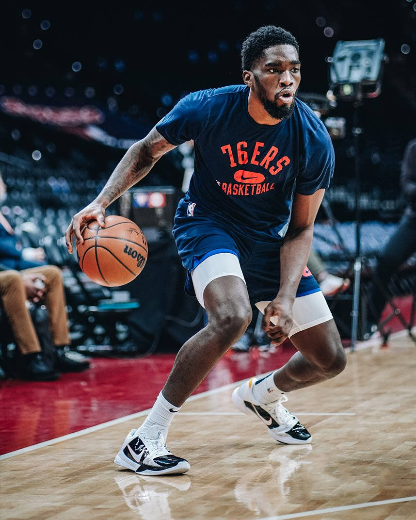 熊猫体育中国App-包含凯尔特人力克天津队，麦科勒姆统治全场的词条